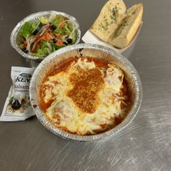Cheese Ravioli Pasta Dinner - comes with side house salad & garlic bread