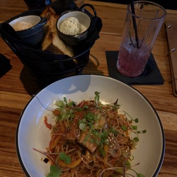 Table Salt - Pork belly and scallop appetizer, bread service, and First Crush drink - Seafood Near Me - Bar Harbor, Maine Table Salt - Pork belly and scallop appetizer, bread service, and First Crush drink - Seafood Near Me - Bar Harbor, Maine