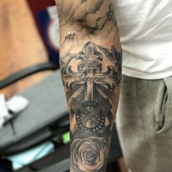 Restless Tattoo Hawaii - Custom black & grey memorial piece done by artist: Danny K - Tattoo Near Me - Honolulu, Hawaii Restless Tattoo Hawaii - Custom black & grey memorial piece done by artist: Danny K - Tattoo Near Me - Honolulu, Hawaii