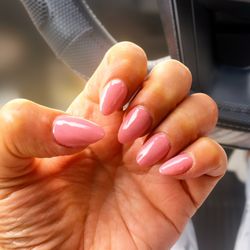 VT Nails and Spa - Always giving good recommendations for better care for your nails and pleased with their work to what you want and the way you like.