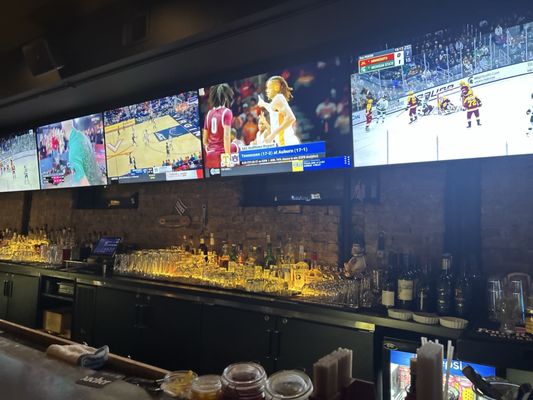 Wild Goose Bar & Grill by null
