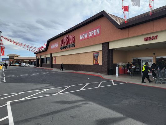 Superior Grocers by null