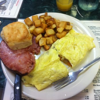 Clary's Cafe - Apple and Cheddar Omelet. - Breakfast & Brunch Near Me - Savannah, Georgia