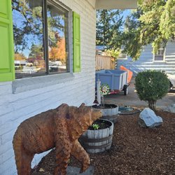 Puff's Smoke Shop - Come chill !