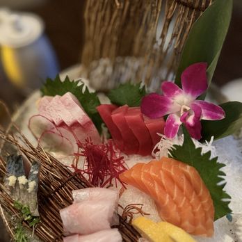 TARU - Super grade AAA QUALITY sashimi.  They cut whole fish in house. - Sushi Bars Near Me - Las Vegas, Nevada