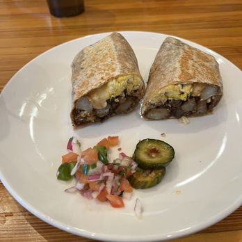 The Mud House - Breakfast burrito - Coffee & Tea Near Me - Saint Louis, Missouri