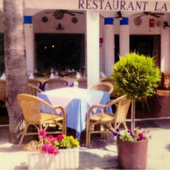 Restaurant La Marina - Seafood Near Me - Cap d'Artrutx, PM Restaurant La Marina - Seafood Near Me - Cap d'Artrutx, PM