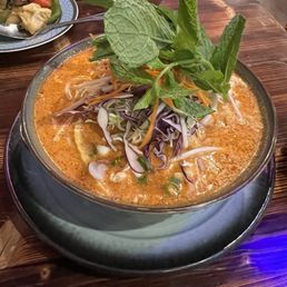 Khao Poon Gai