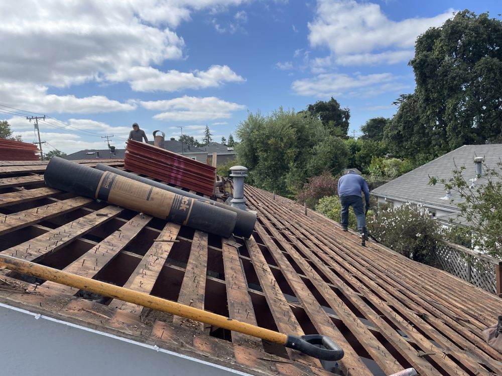Slide of Royal Sinaloa Roofing