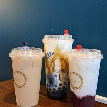 Motto Tea Cafe - Japanese Momo Peach Milk Tea $4.25 Tiger Boba Latte $4.50 Messy Berries Latte $4.75 - Desserts Near Me - Pasadena, California
