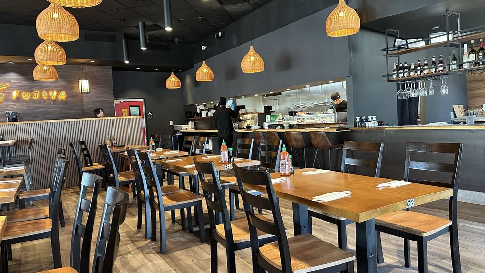 Fujiya Ramen Sushi Bar