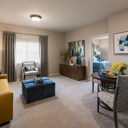 MorningStar Senior Living at Golden Ridge