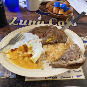 Luna Cafe - Steak & eggs w/rye toast - Cafes Near Me - Marana, Arizona