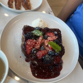 Middle Child - French Toast - Breakfast & Brunch Near Me - Las Vegas, Nevada Middle Child - French Toast - Breakfast & Brunch Near Me - Las Vegas, Nevada