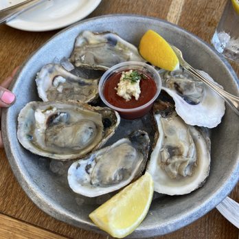 Brophy Bros - 1/2 Dozen Oysters - Seafood Near Me - Santa Barbara, California