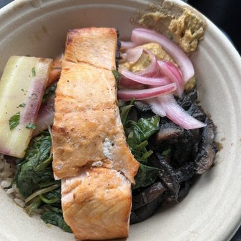 Nûrish - 32 oz. Brown Rice Bowl - Vegan Near Me - Jersey City, New Jersey