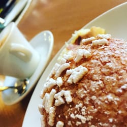 Pasticceria Poletti - Cappuccio e brioche