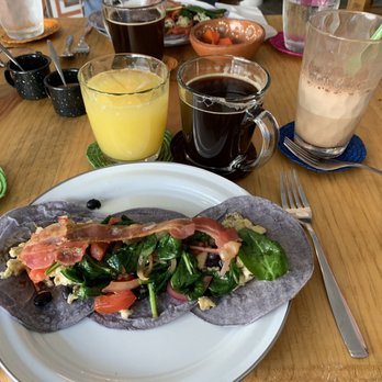 Calmate Cafe - Coffee & Tea Near Me - Puerto Vallarta, JAL