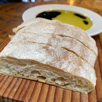 il vecchio - Free bread - Italian Near Me - Pacific Grove, California