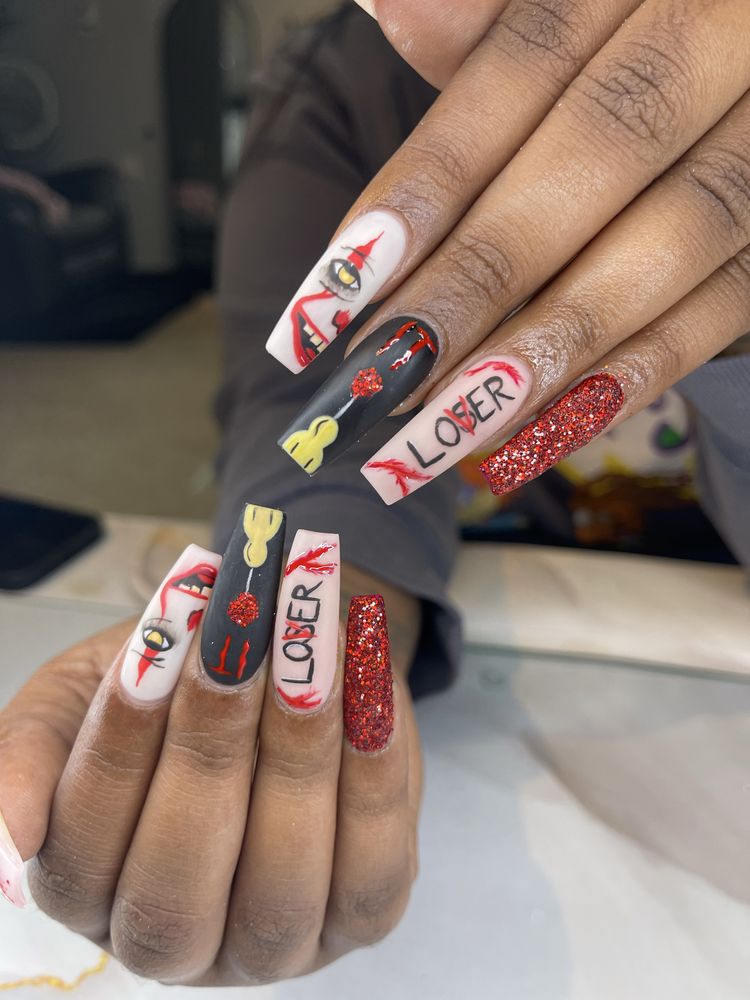 Nails By Sabra Logo