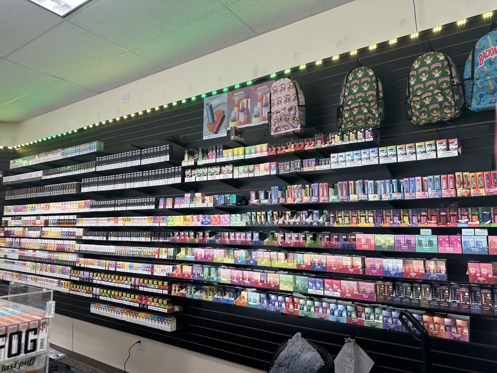 20/20 TOBACCO AND VAPE Updated October 2024 15 Photos 118