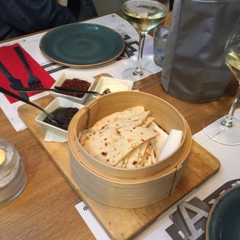 La Pappardella - Starters (bread-kinda-thingy's with dips) SO GOOD - Italian Near Me - Valencia, V La Pappardella - Starters (bread-kinda-thingy's with dips) SO GOOD - Italian Near Me - Valencia, V