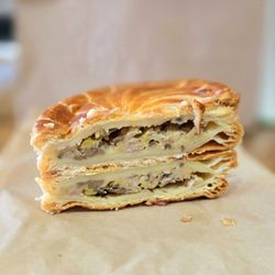 Fresh Flours - Pithivier (mushroom & meat)
