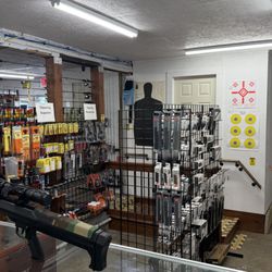 Daves Firearms and Fishing Shop - Interior
