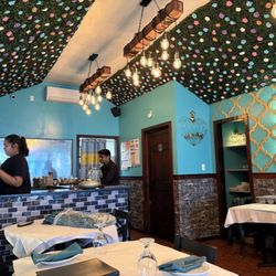 Mint Bay Indian Cuisine - Interior