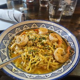 THE BEST SHRIMP SCAMPI! THE BEST SHRIMP SCAMPI!