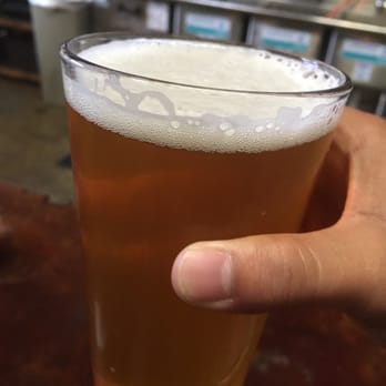 Belching Beaver Pub 980 - Mango ipa 10/10 - Brewpubs Near Me - Vista, California