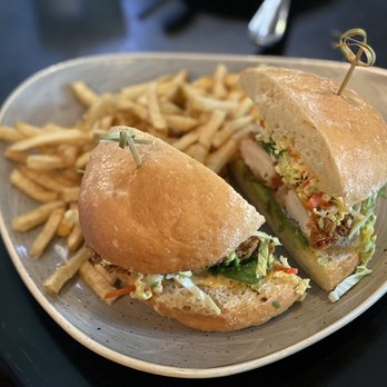 Esin Restaurant & Bar - Buttermilk Fried Chicken Sandwich - New American Near Me - Danville, California Esin Restaurant & Bar - Buttermilk Fried Chicken Sandwich - New American Near Me - Danville, California