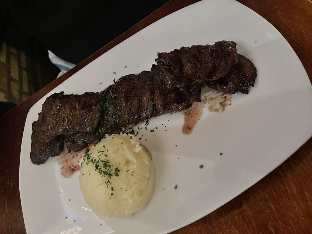 El Nandu Restaurant