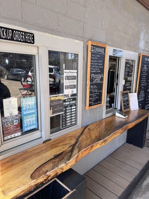 Pull Through Coffee Bar by null