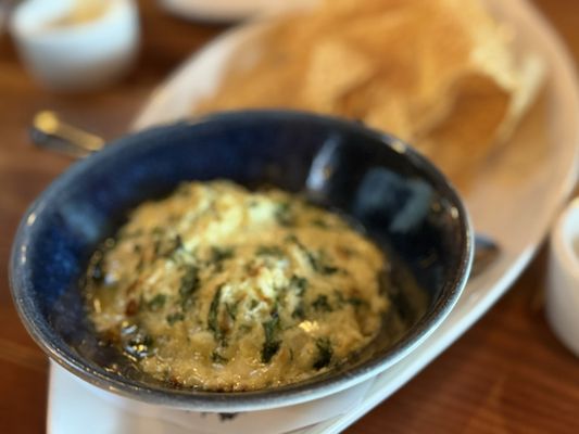 Duke's Seafood South Lake Union by null