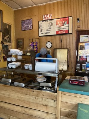 Sam's BBQ by null