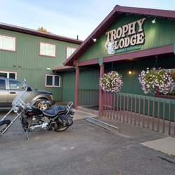 Trophy Lodge - Grand entrance
