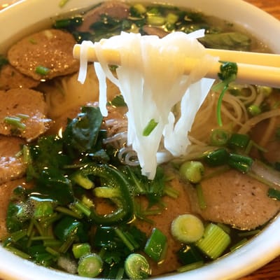 Pho Duy by null