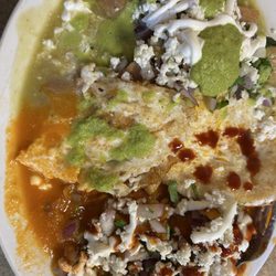 El Guajolotito Food - Chilaquiles divorciados: huge serving and delicious!