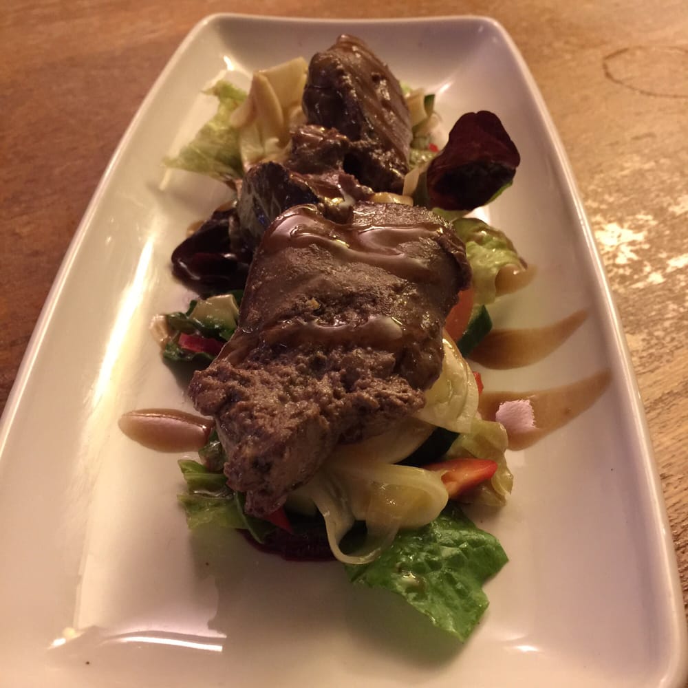 THE HORSESHOES Updated September 2024 78 Corn Street, Witney