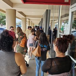 The line on Sunday morning. Worth the wait. Moves pretty fast.