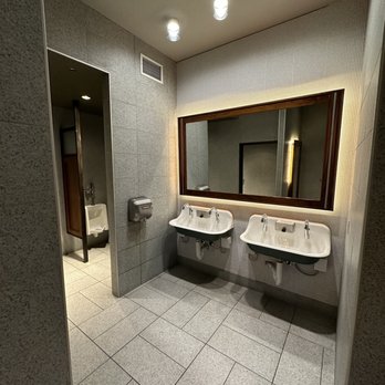 Gai Noi - Bathroom - Desserts Near Me - Minneapolis, Minnesota Gai Noi - Bathroom - Desserts Near Me - Minneapolis, Minnesota