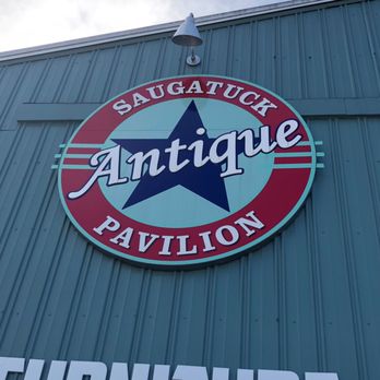 Saugatuck Antique Pavilion - Antiques Near Me - Douglas, Michigan