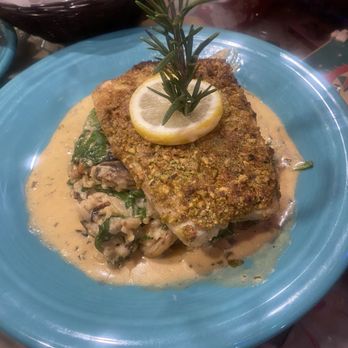 The Bubble Room - Mahi Brando - pistachio encrusted Mahi with spinach risotto - Desserts Near Me - Captiva, Florida The Bubble Room - Mahi Brando - pistachio encrusted Mahi with spinach risotto - Desserts Near Me - Captiva, Florida