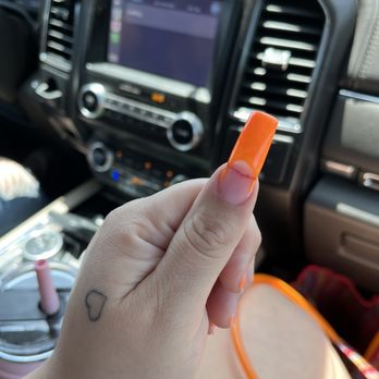 LT Nails - Nail Salons Near Me - Pawleys Island, South Carolina