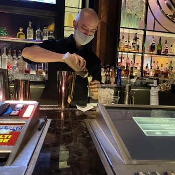 ALIBI Ultra Lounge - Jason Master mixologist - Lounges Near Me - Las Vegas, Nevada