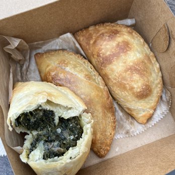 Mi Empanada - Spinach - Empanadas Near Me - Pittsburgh, Pennsylvania