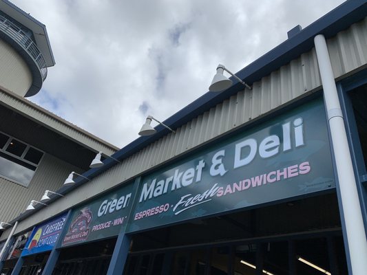 Fishermen’s Green Market & Deli by null