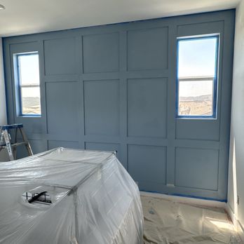 Ultimate Home Painters - Finished accent wall in primary bedroom - Painters Near Me Ultimate Home Painters - Finished accent wall in primary bedroom - Painters Near Me