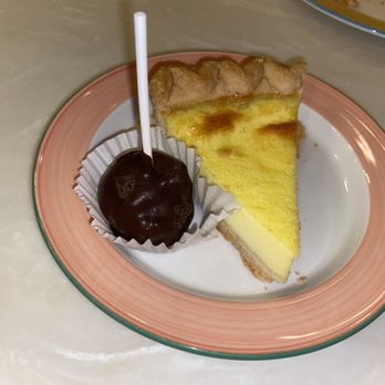 Garden Buffet - Cheesecake pop & chess pie - Buffets Near Me - Las Vegas, Nevada